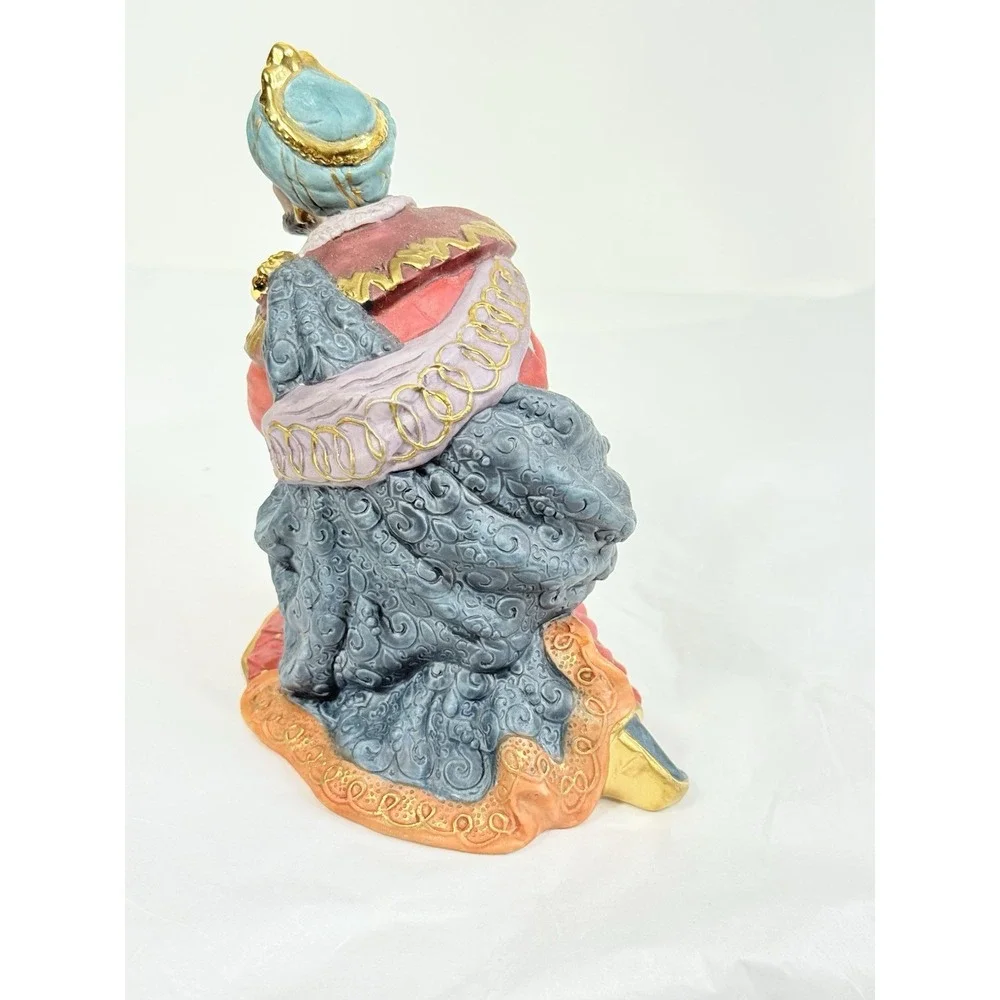 Costco Kirkland Nativity 75177 Replacement Piece Wise Man w Red Urn‎ Kneeling